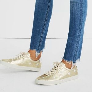 🆕 Madewell x Veja™ Esplar Low Sneakers in Star-Embroidered Gold Leather NWT!